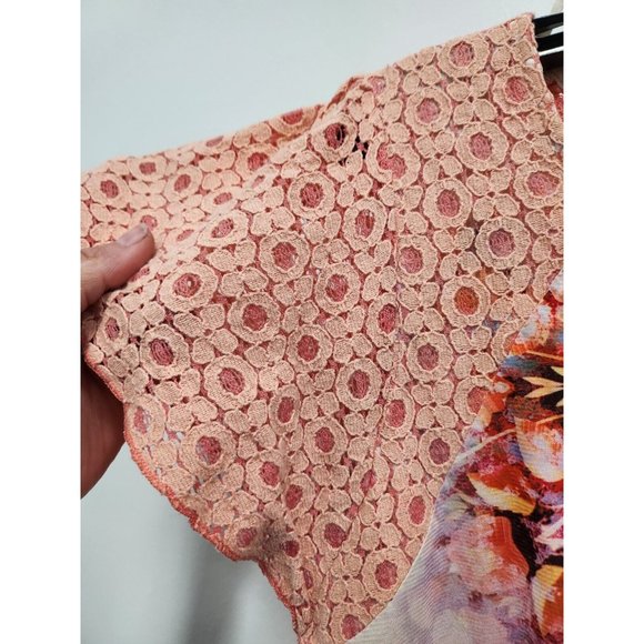 Live & Let Live Women BOHO Top Size Large Coral Floral Lace Yoke Flutter Sleeve - Picture 4 of 9